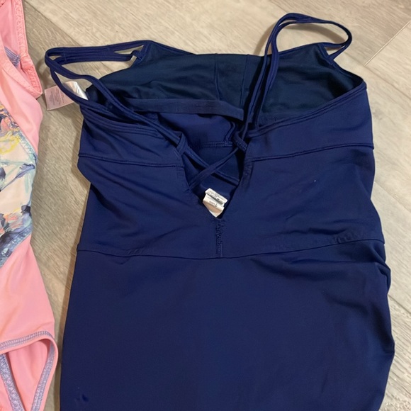 Ivivva 2 x girls size 12 gymnastics leotard - Picture 4 of 5